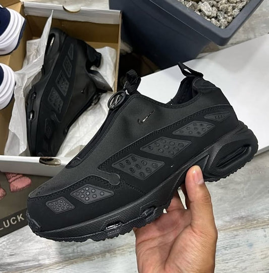 Gray helmet for bikers